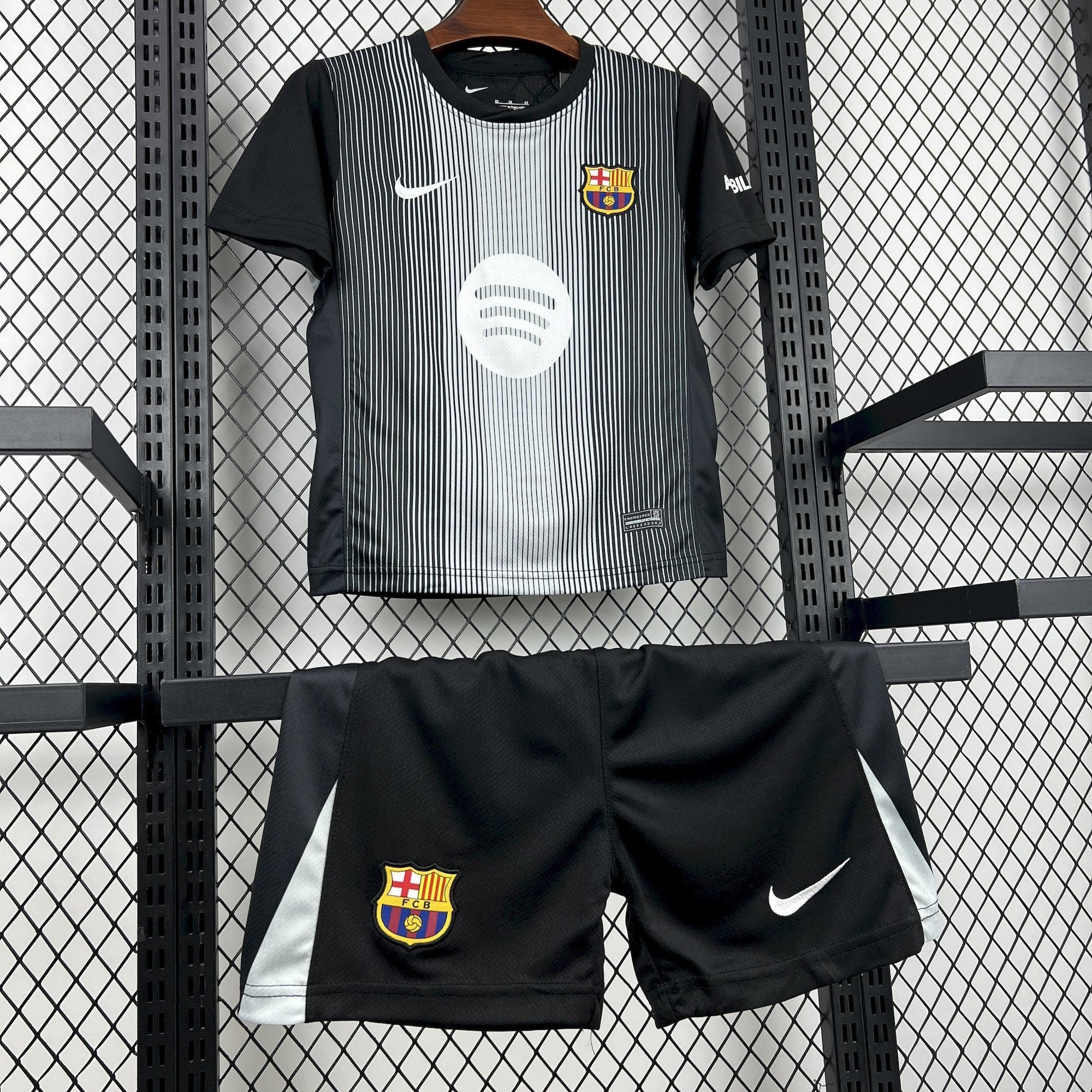 Kit Infantil Barcelona 25/26 Goleiro Edição Especial