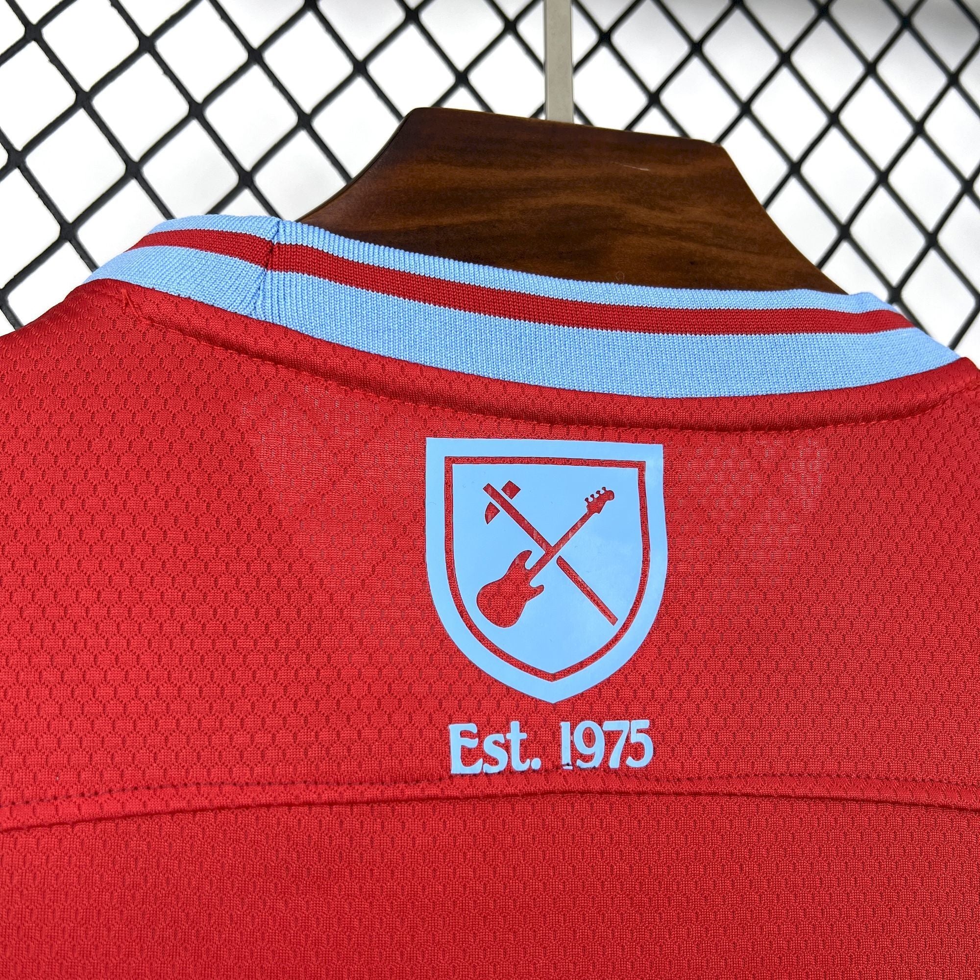 Camisa West Ham 25/26 Edição Especial (Aniversário 50 Anos Iron Maiden) - (Torcedor)