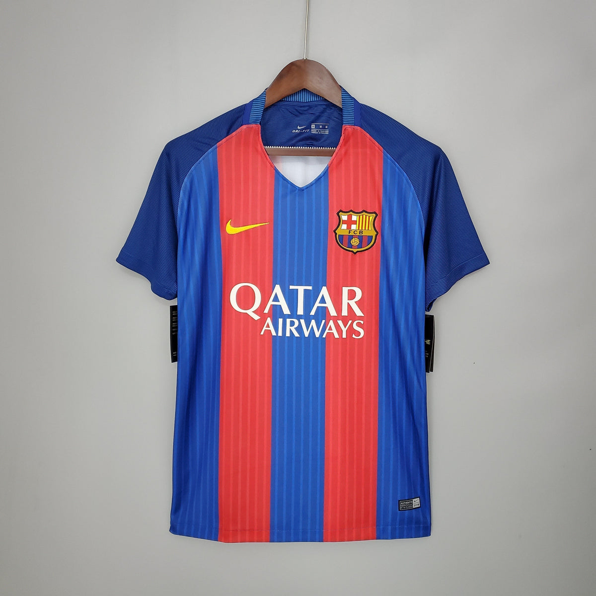 Camisa Barcelona Titular 16/17 - Versão (Retrô)