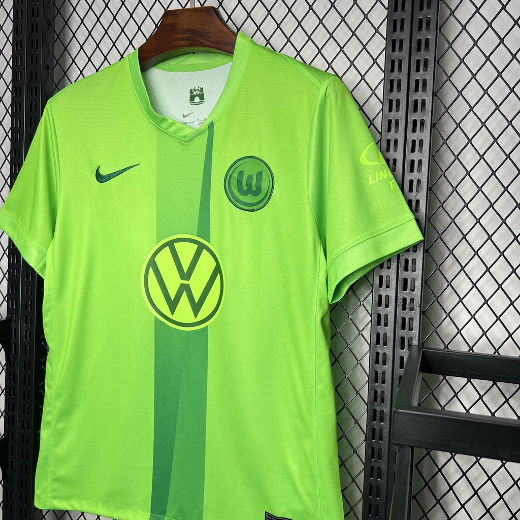 Camisa Wolfsburg Home 24/25 - Versão (Torcedor) Masculina