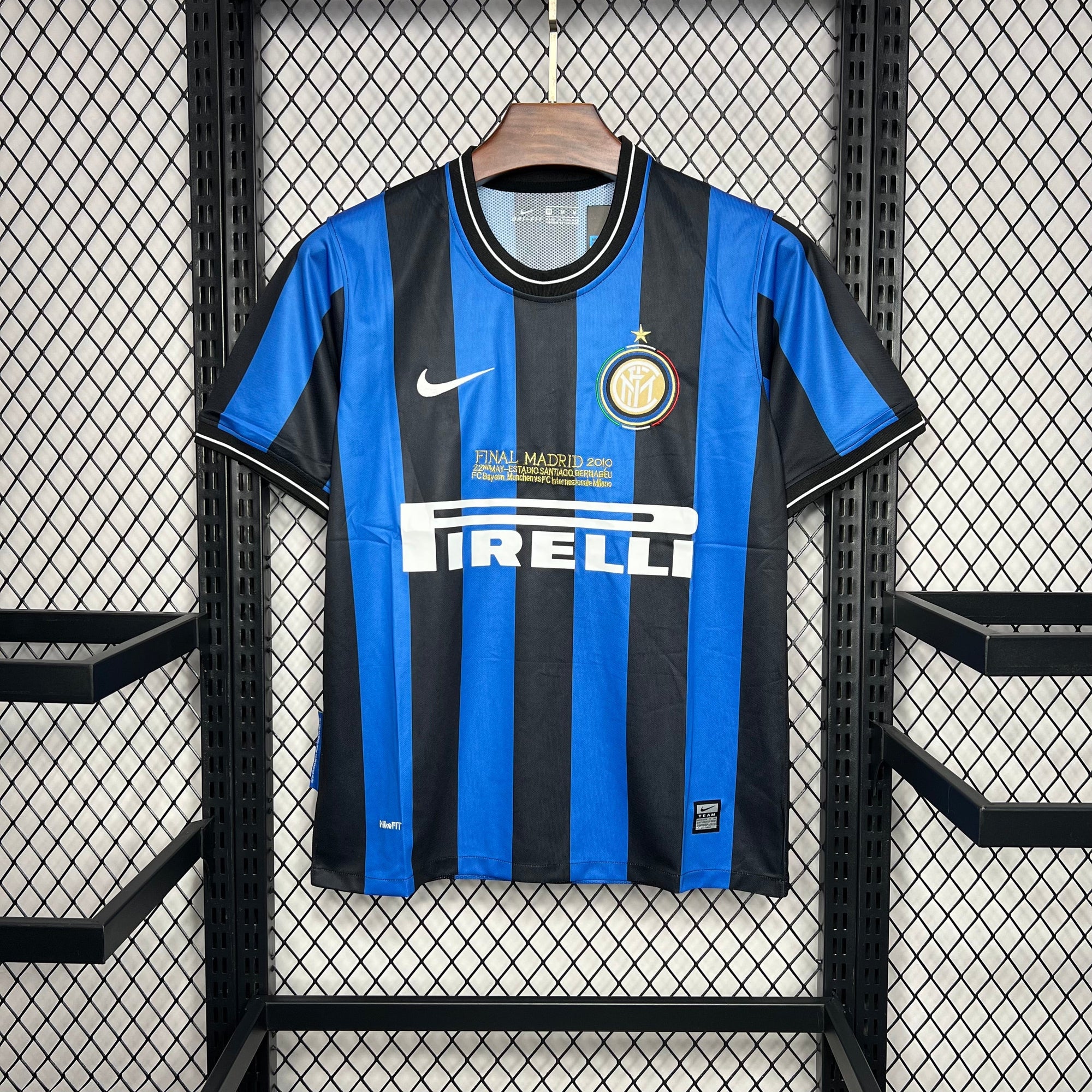 Camisa Inter de Milão Titular 09/10 - Versão (Retrô)