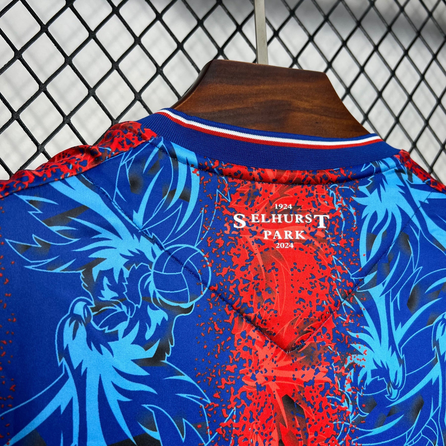 Camisa Crystal Palace Home 24/25 - Versão (Torcedor) Masculina