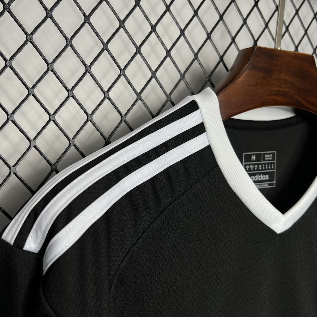 Camisa Real Madrid Treino 24/25 - Adidas (Torcedor) Masculina
