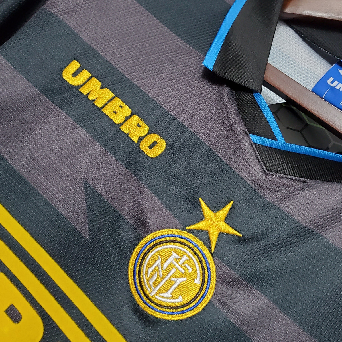 Camisa Inter de Milão Reserva 97/98 - Versão (Retrô)