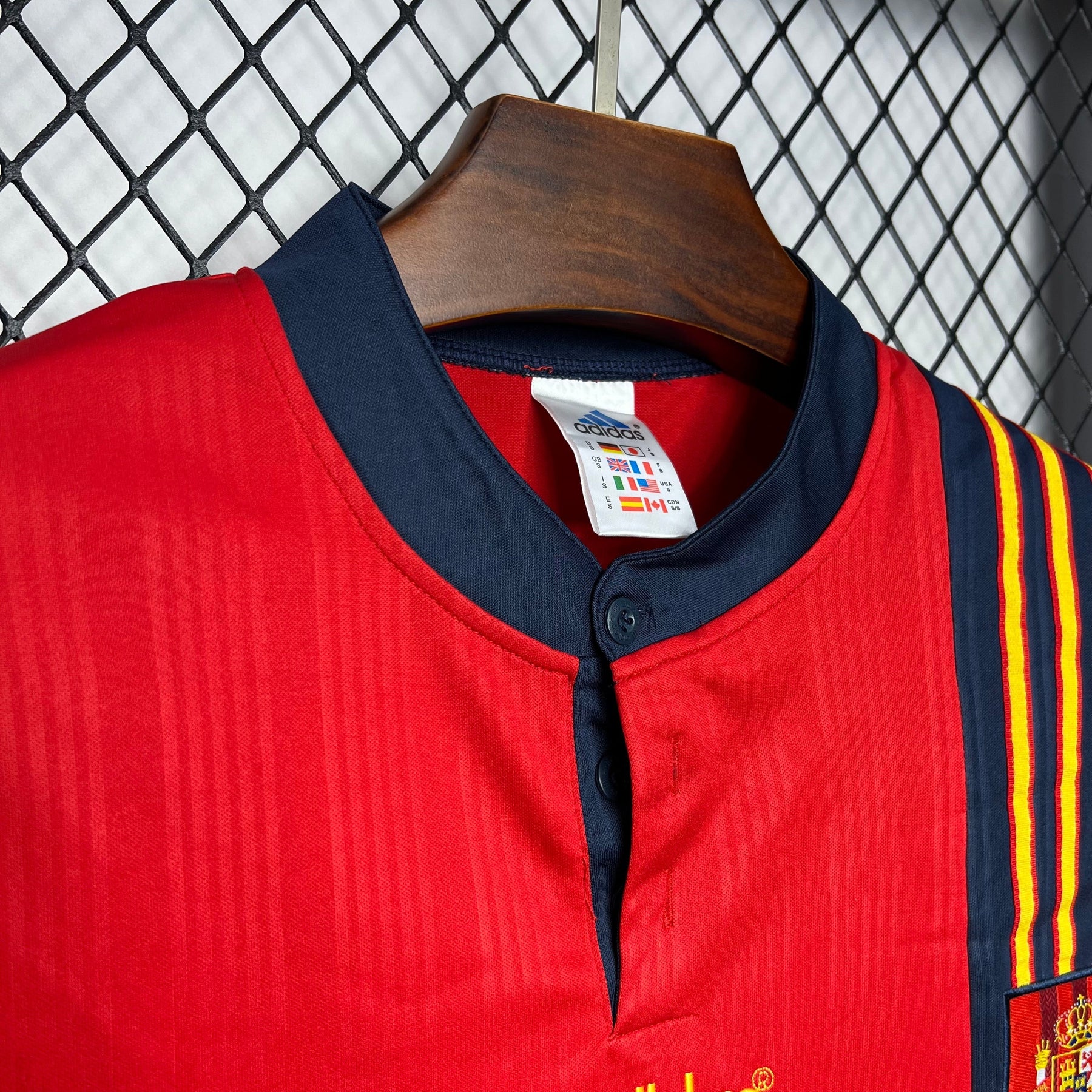 Camisa Espanha Home 1996 - Versão (Retrô)