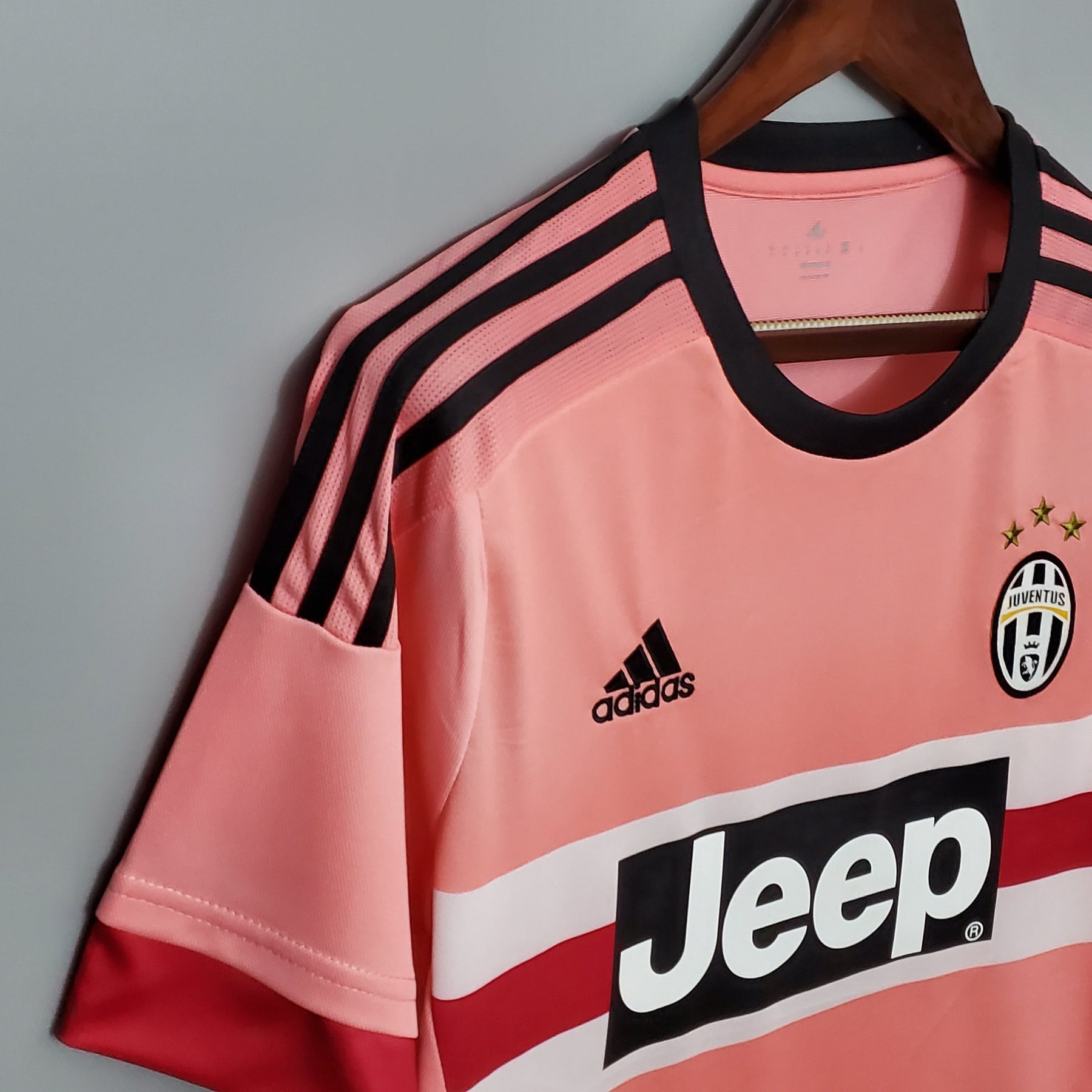 Camisa Juventus Reserva 15/16 - Versão (Retrô)