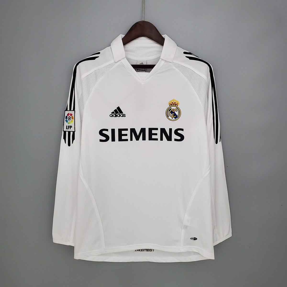 Camisa Real Madrid Titular 05/06 - Versão (Retrô) Manga Comprida