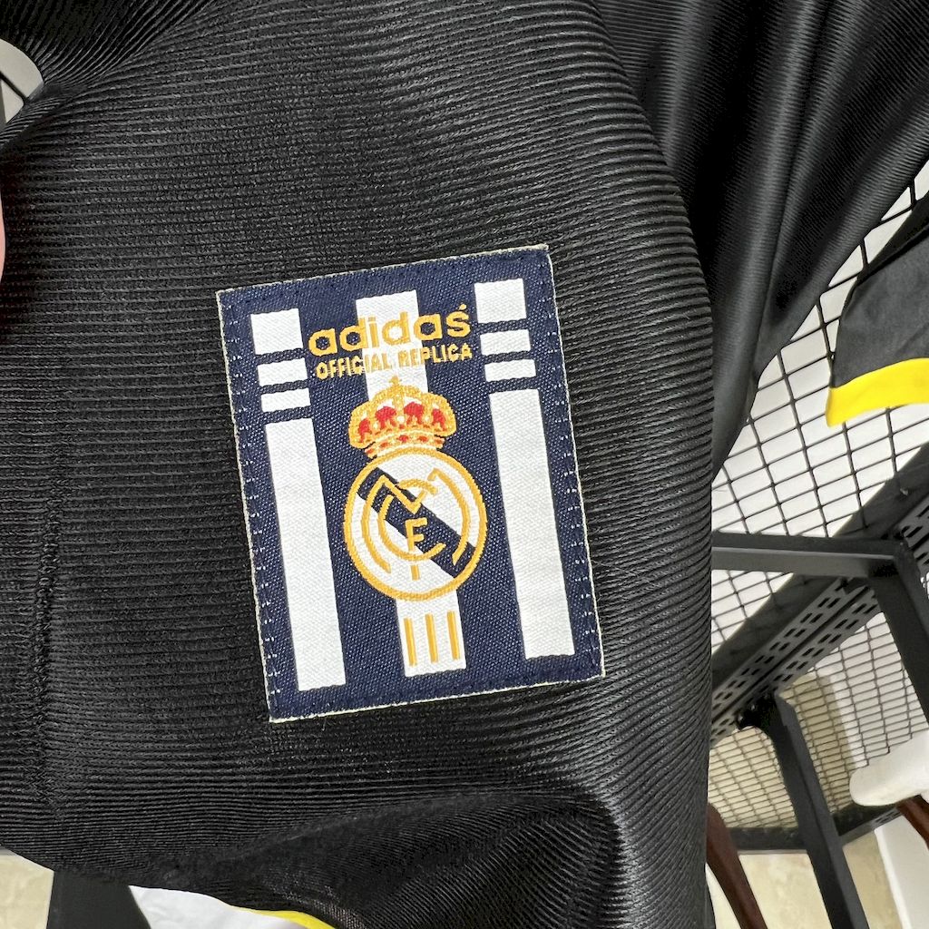 Camisa Real Madrid Reserva 98/99 - Versão (Retrô) Manga Comprida