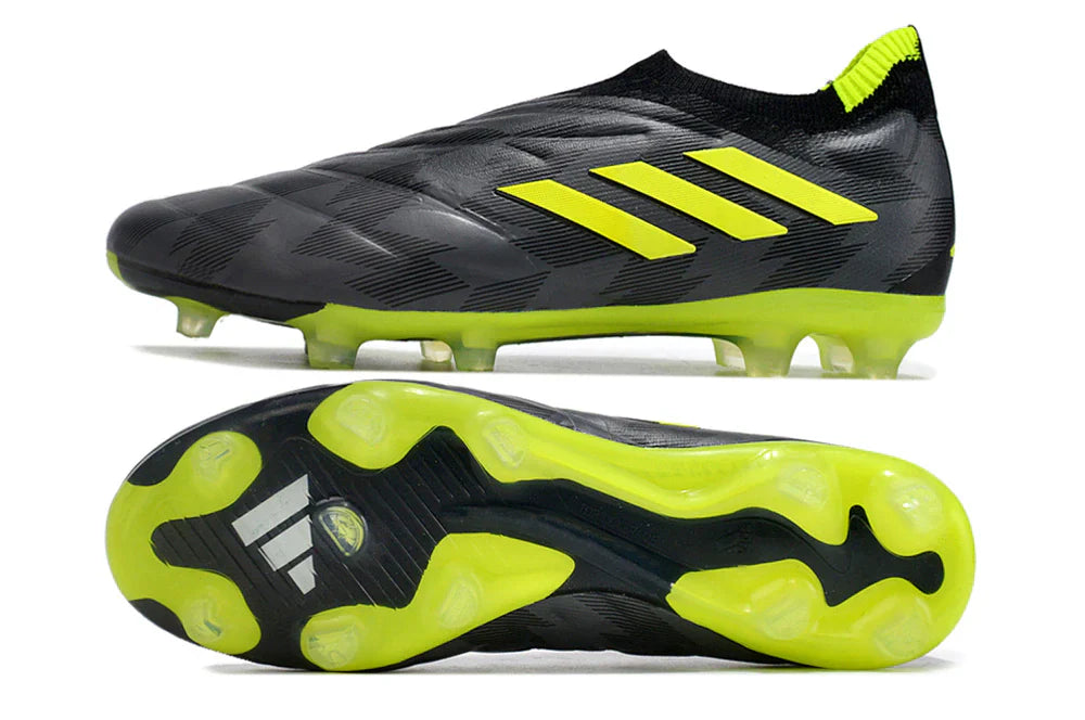 Chuteira Adidas Copa Pure+ FG (Preta)