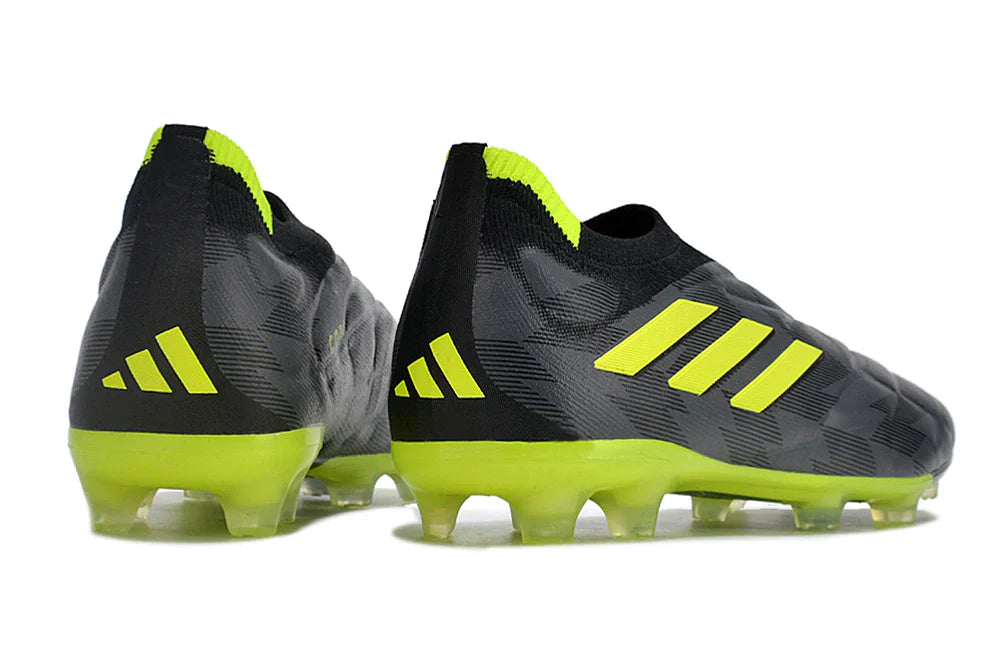 Chuteira Adidas Copa Pure+ FG (Preta)