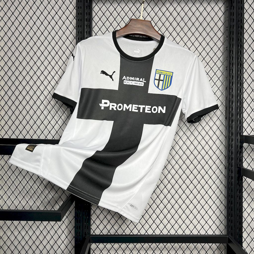 Camisa Parma Home 24/25 - Versão (Torcedor) Masculina