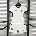 Kit Infantil Equador 2026 Third