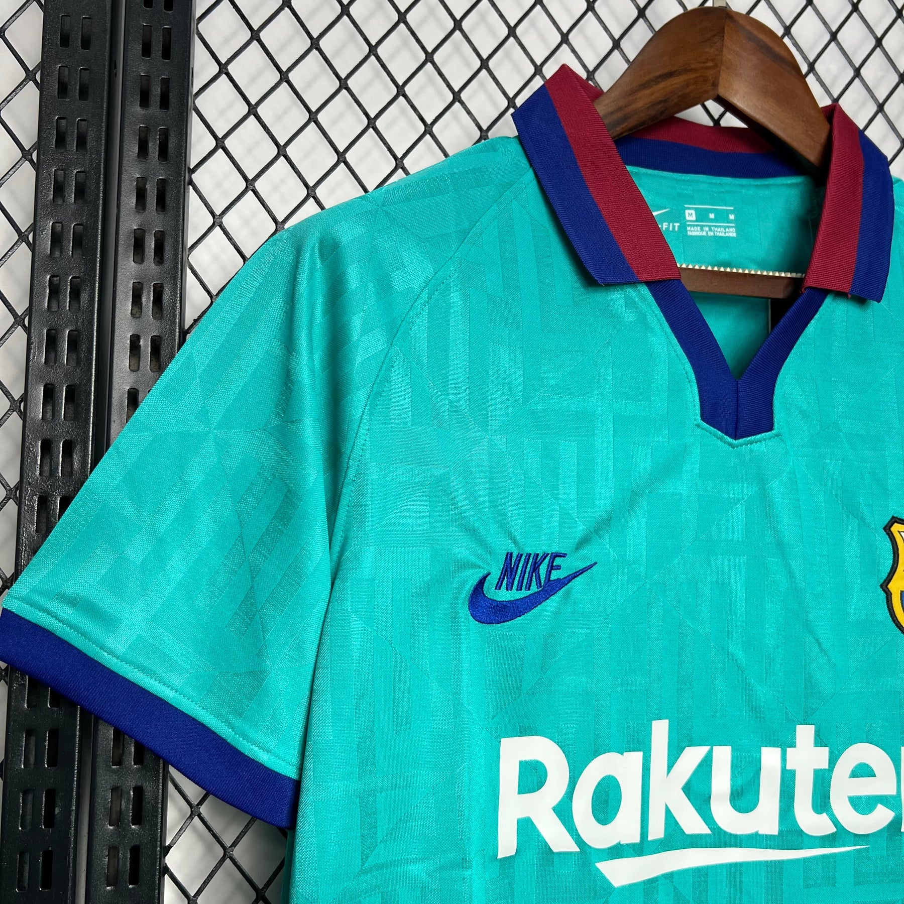 Camisa Barcelona lll 19/20 - Versão (Retrô)