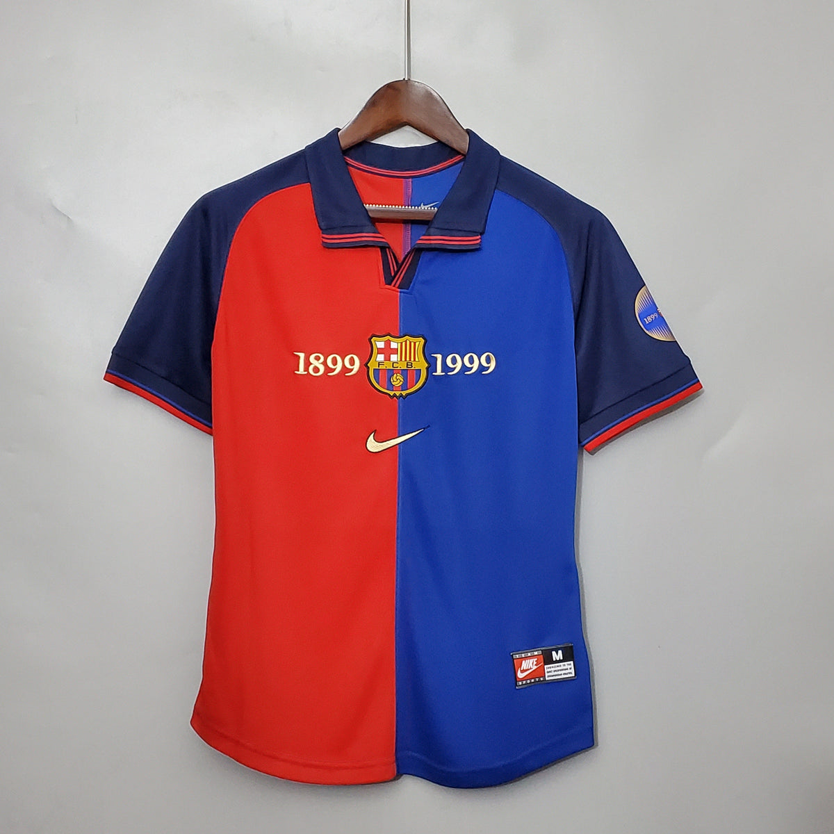 Camisa Barcelona Edição Comemorativa 100 Anos - Versão (Retrô)
