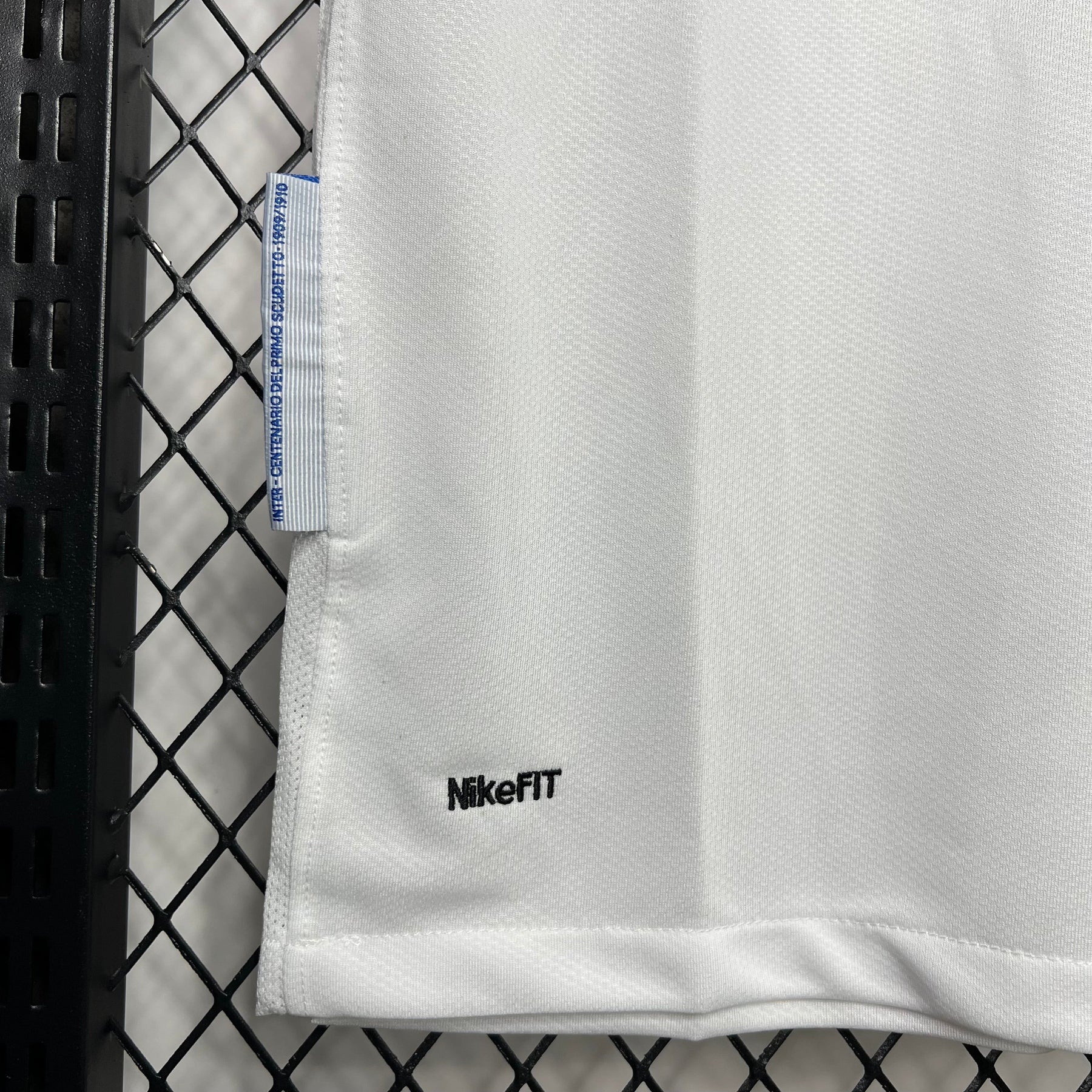 Camisa Inter de Milão Reserva 09/10 - Versão (Retrô)