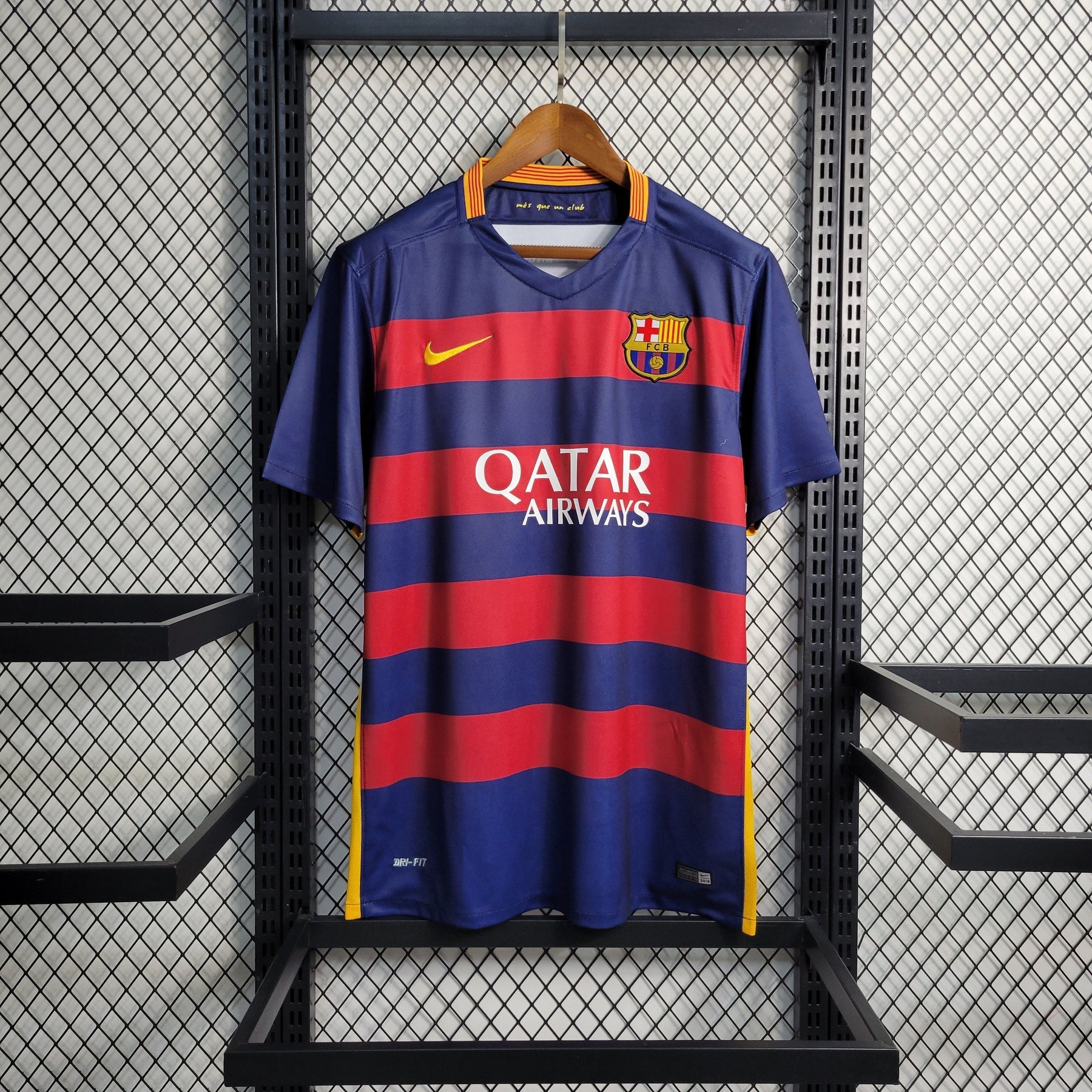 Camisa Barcelona Titular 15/16 - Versão (Retrô)
