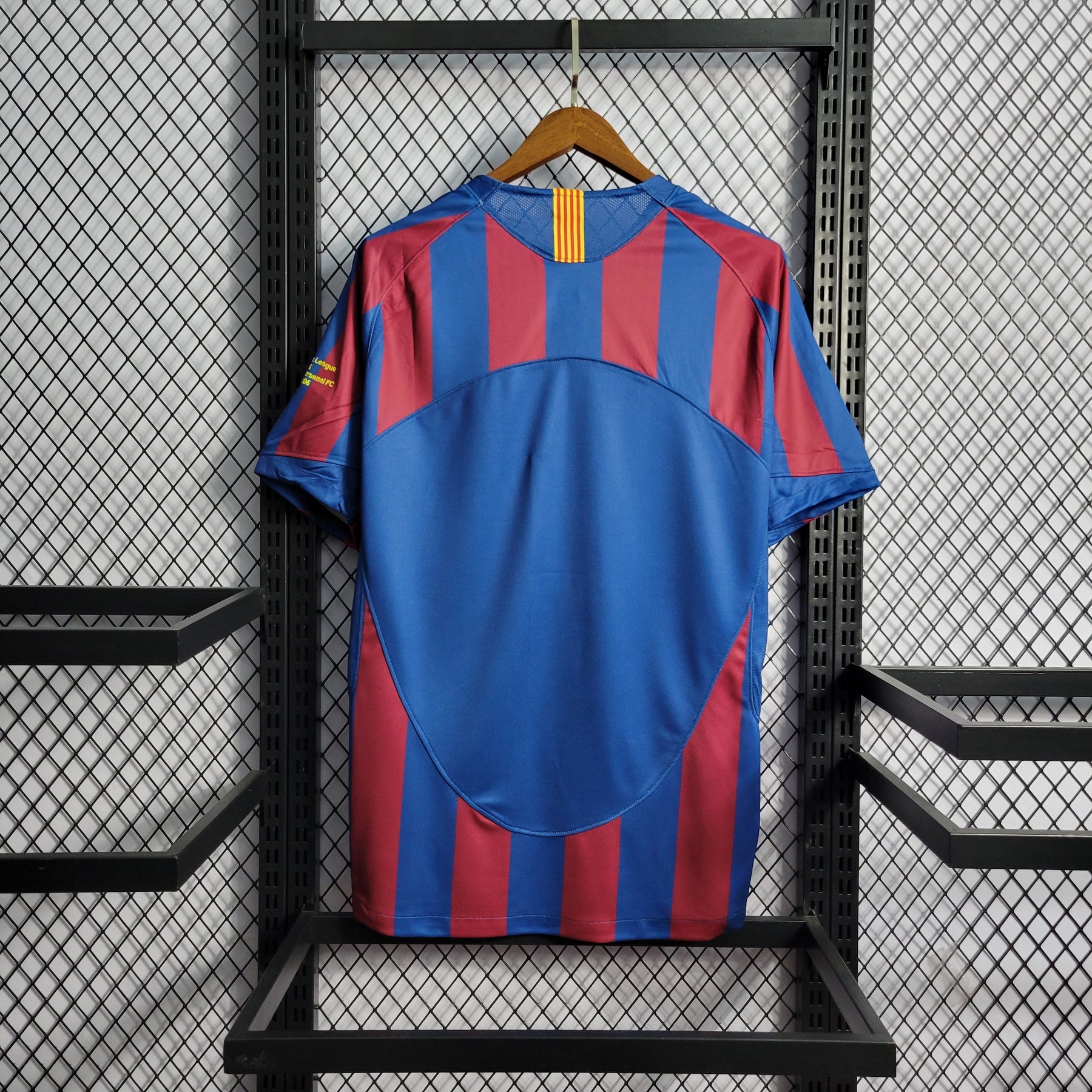 Camisa Barcelona Titular 2006 - Versão (Retrô)