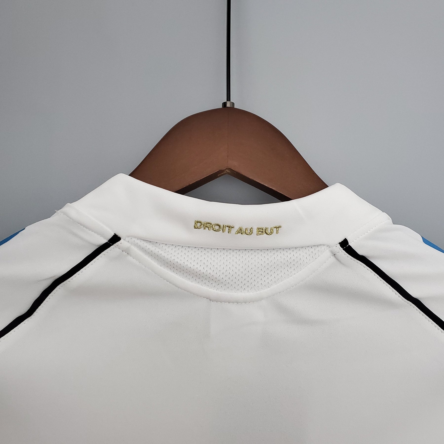 Camisa Olympique de Marseille Titular 05/06 - Versão (Retrô)