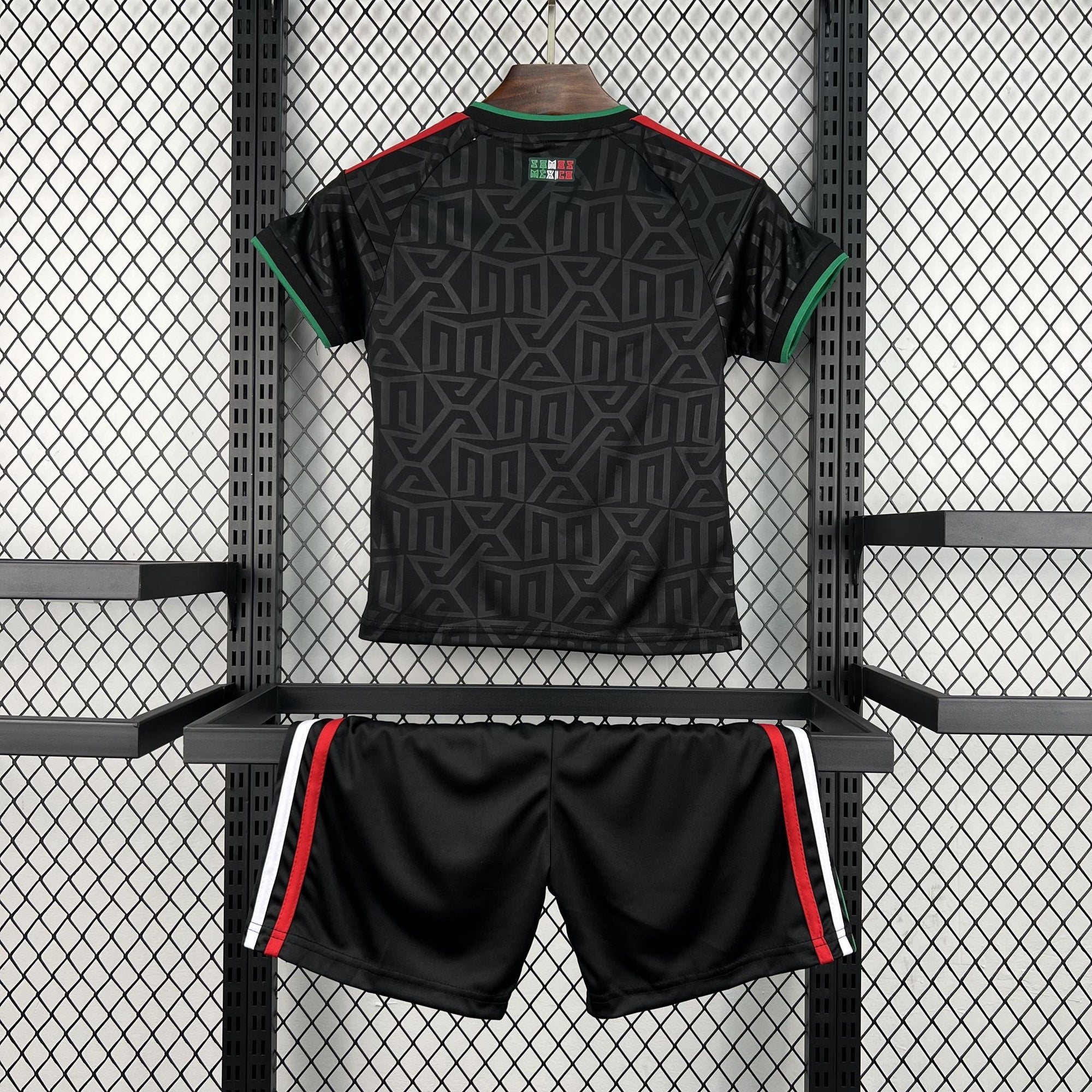 Kit Infantil México 2026 Third