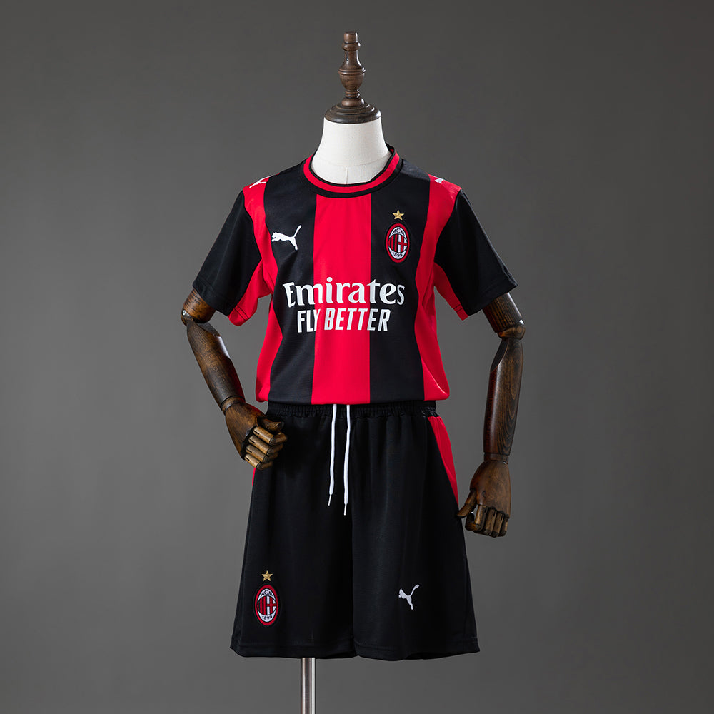 Kit Infantil Milan 26/27  Home