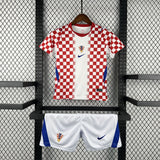 Kit Infantil Croácia 2026 Home
