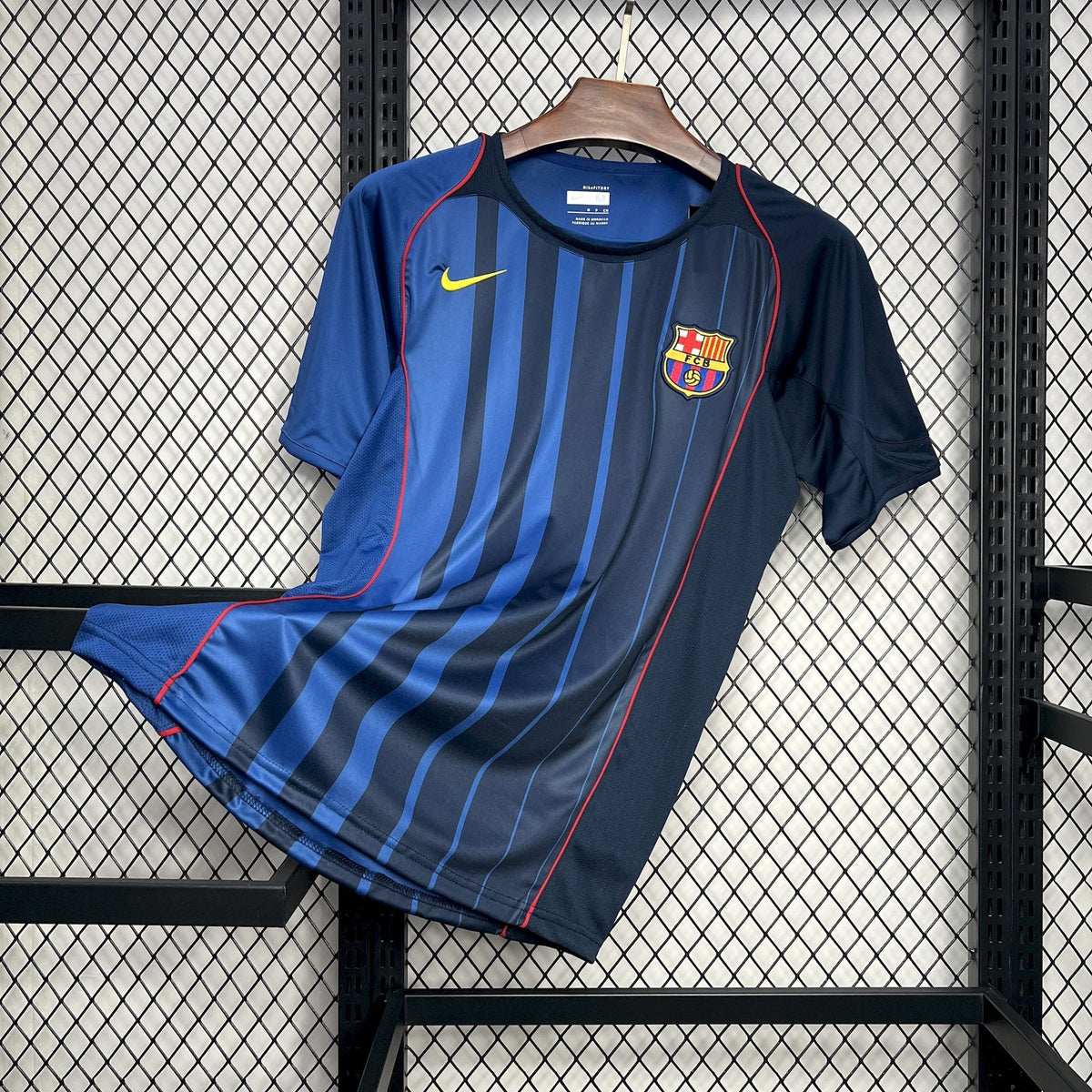 Camisa Barcelona Reserva 04/05 - Versão (Retrô)