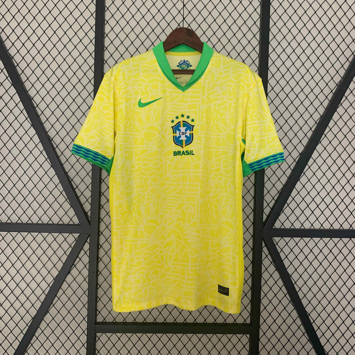 Camisa Brasil Home 24/25 - Versão (Torcedor) Masculina [LANÇAMENTO]