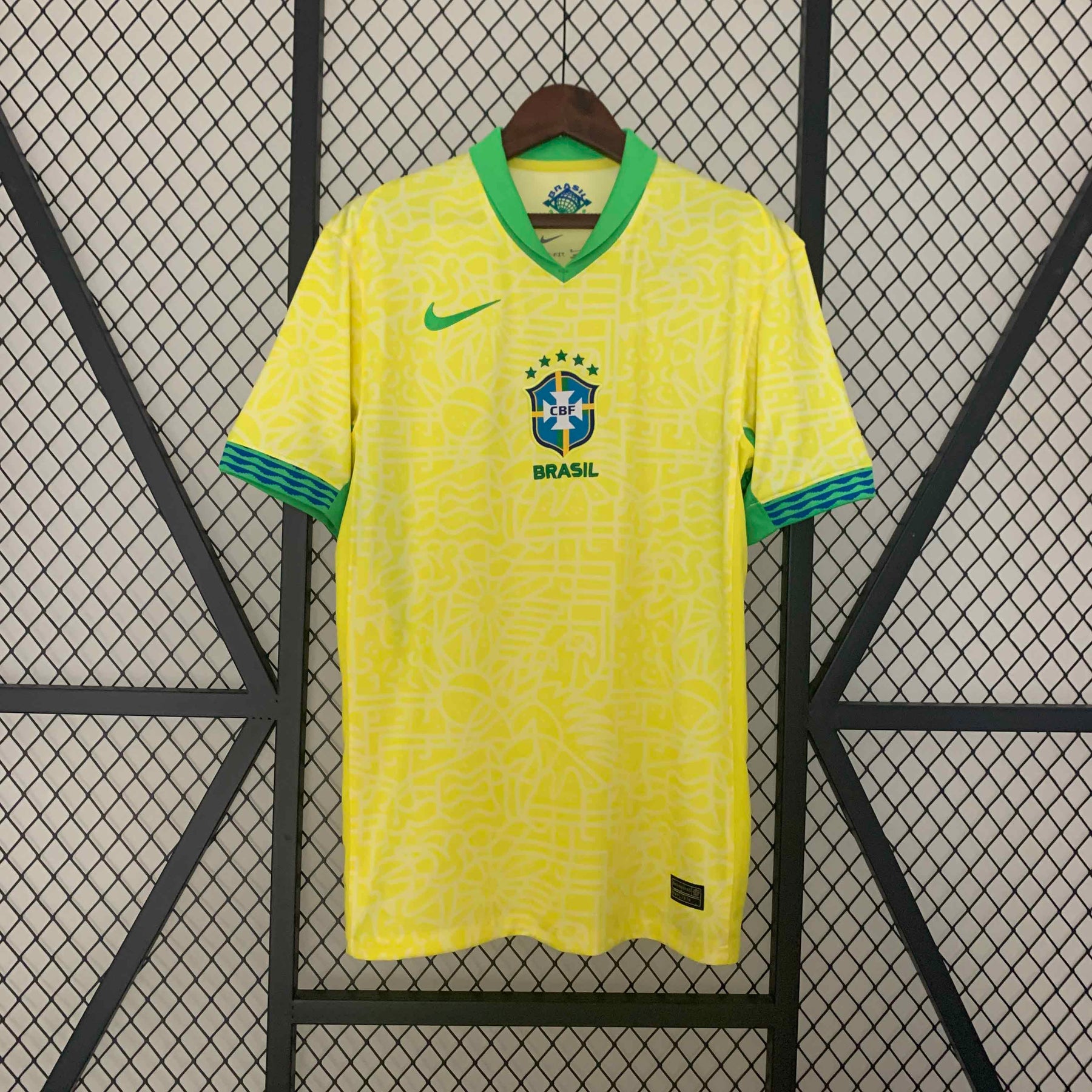 Camisa Brasil Home 24/25 - Versão (Torcedor) Masculina [LANÇAMENTO]