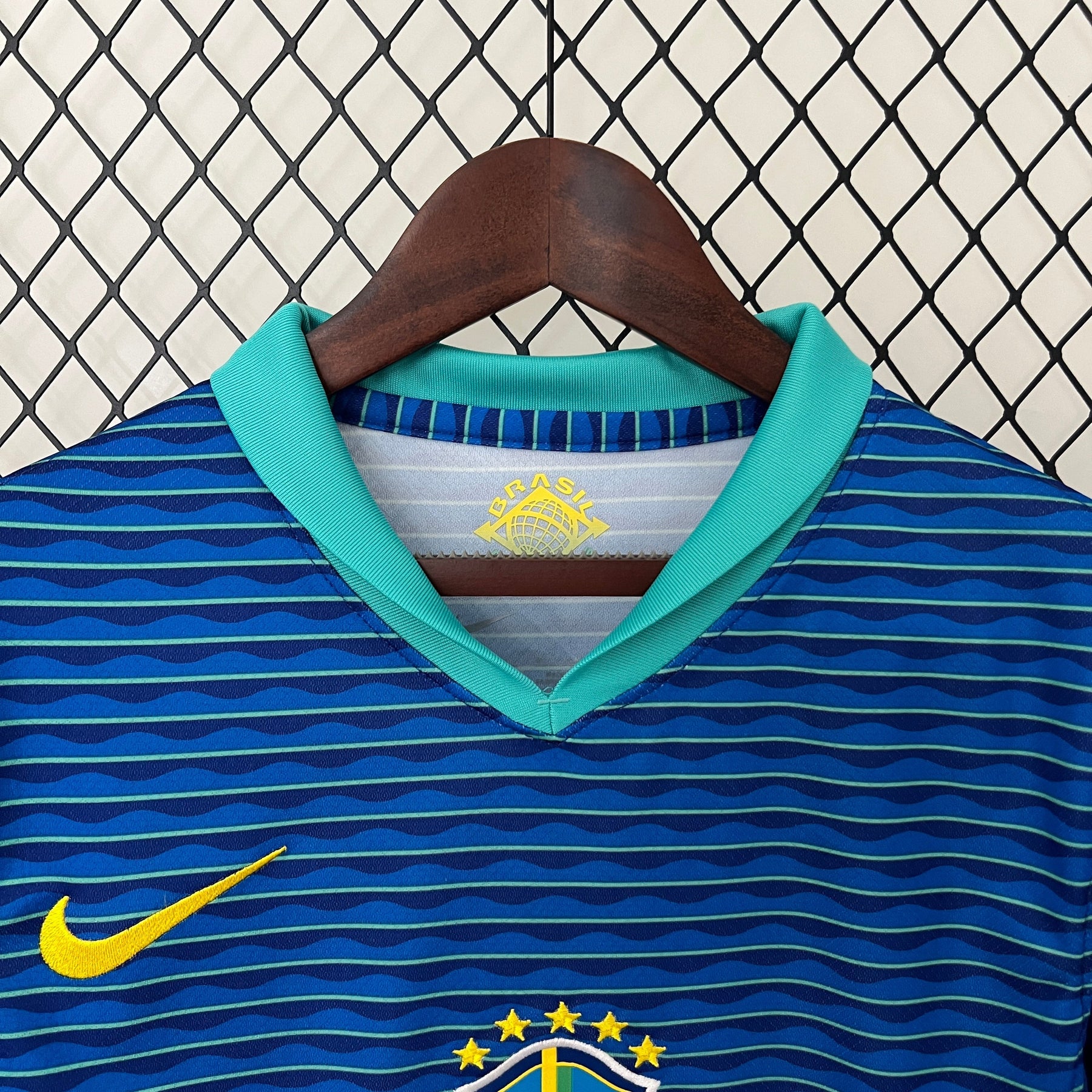 Camisa Brasil Away 24/25 - Versão (Feminina)