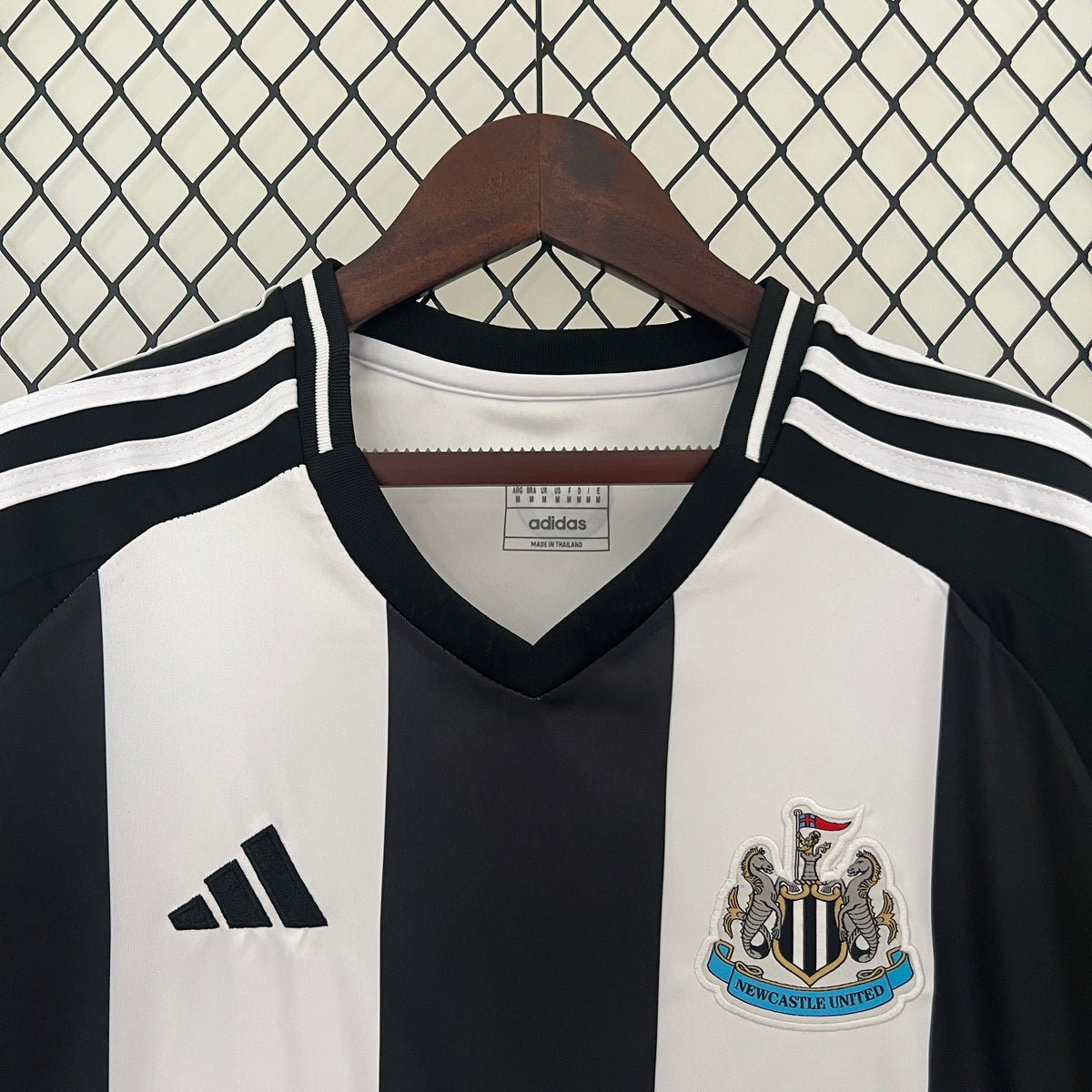 Camisa Newcastle Home Adidas 24/25 Versão (Torcedor) Masculina