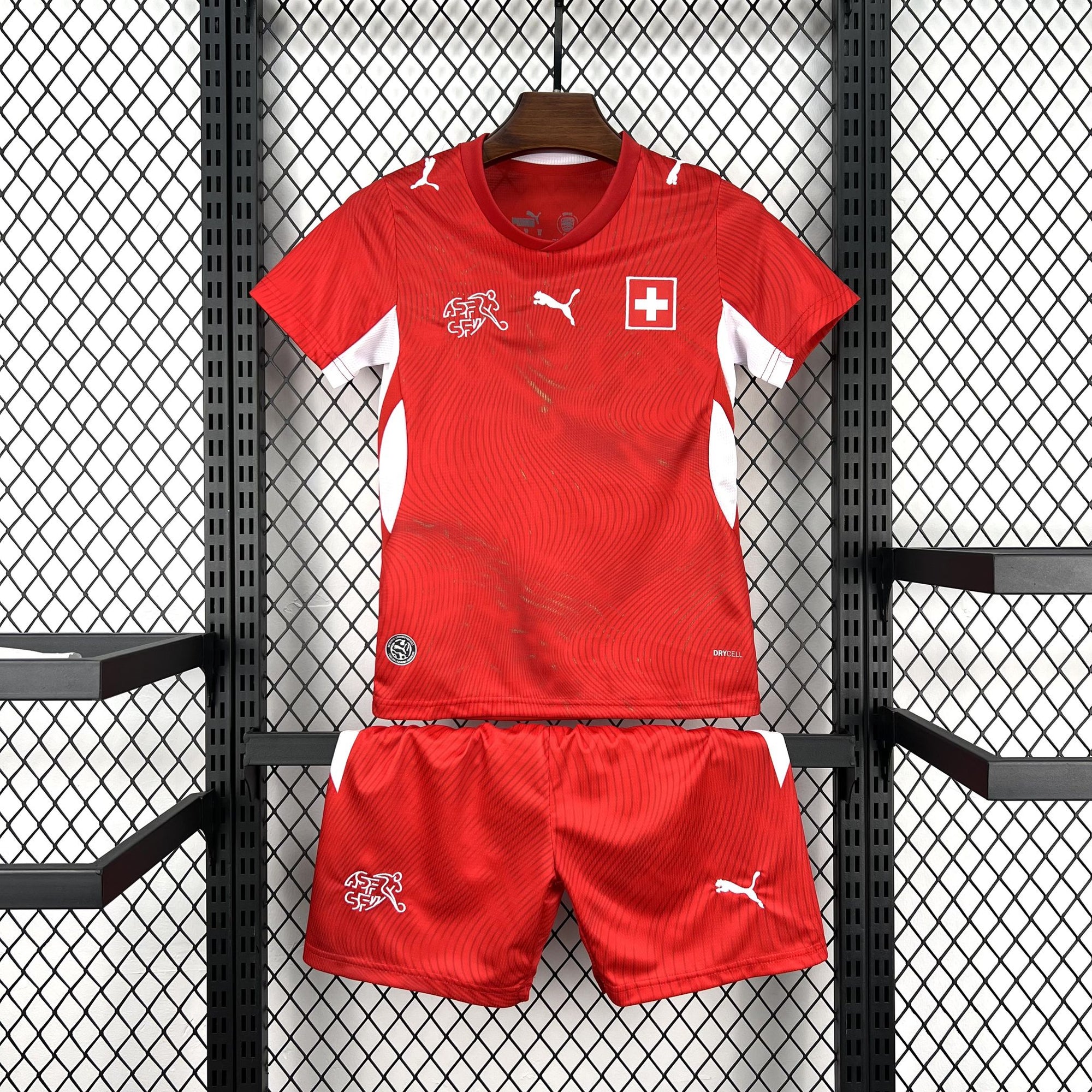 Kit Infantil Suiça 2026 Home
