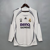 Camisa Real Madrid Titular 06/07 - Versão (Retrô) Manga Comprida