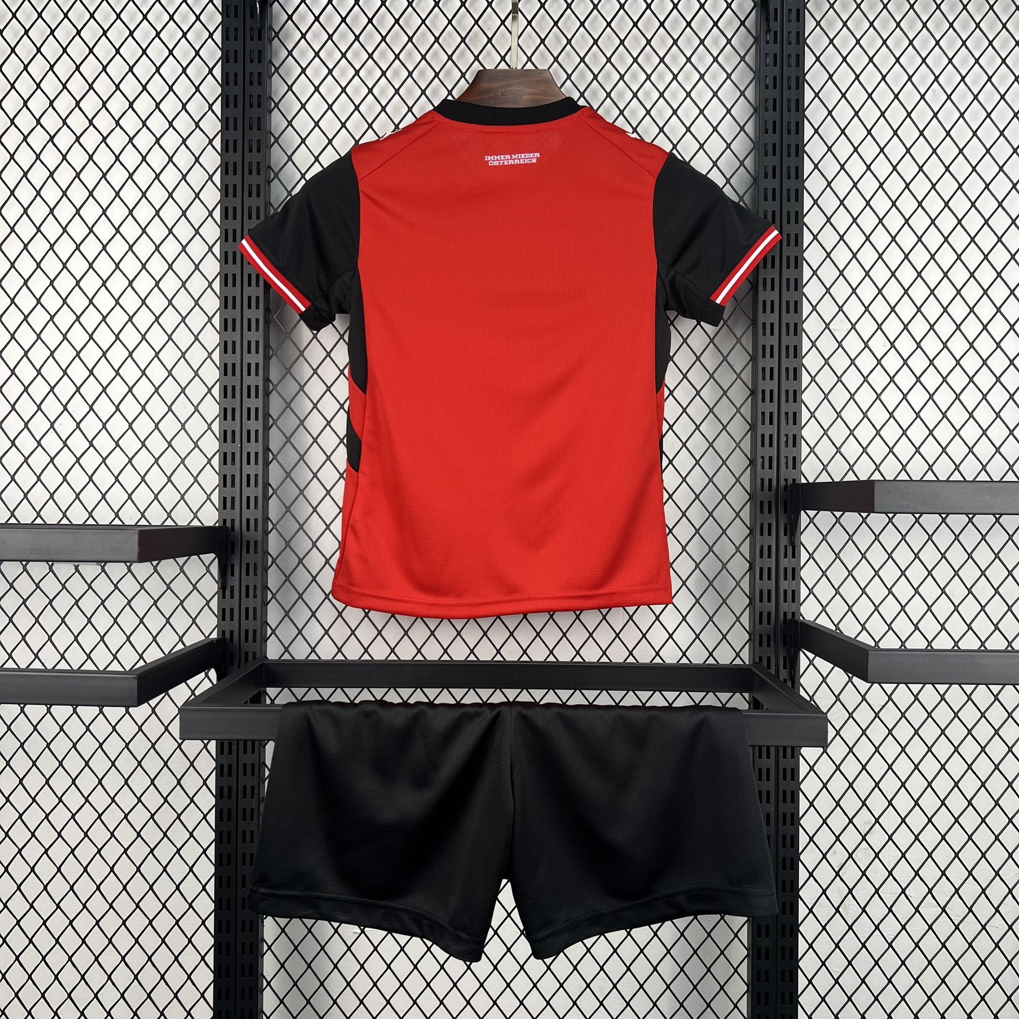 Kit Infantil Áustria 2026 Home