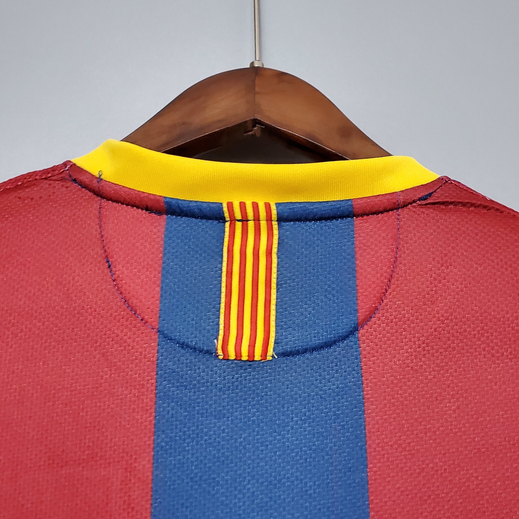 Camisa Barcelona Titular 10/11 - Versão (Retrô)