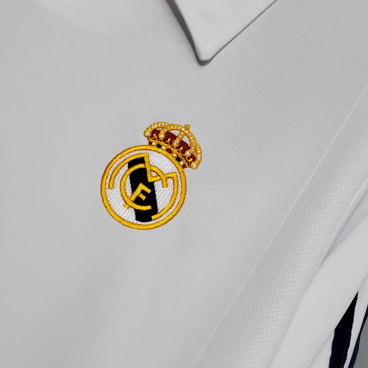 Camisa Real Madrid Titular 2002 - Versão (Retrô) Manga Comprida
