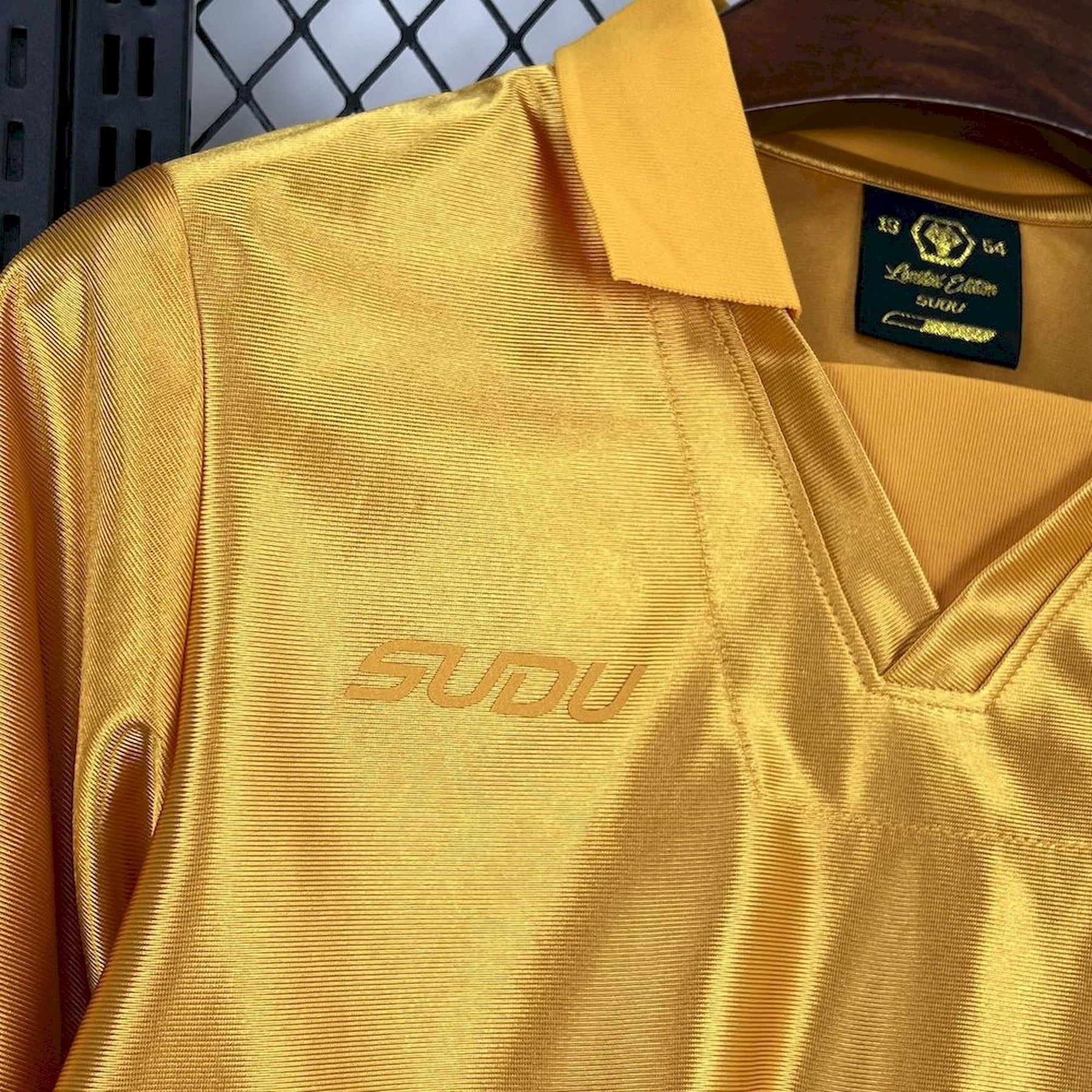 Camisa Wolverhampton 24/25 Aniversário 70 Anos - (Torcedor)