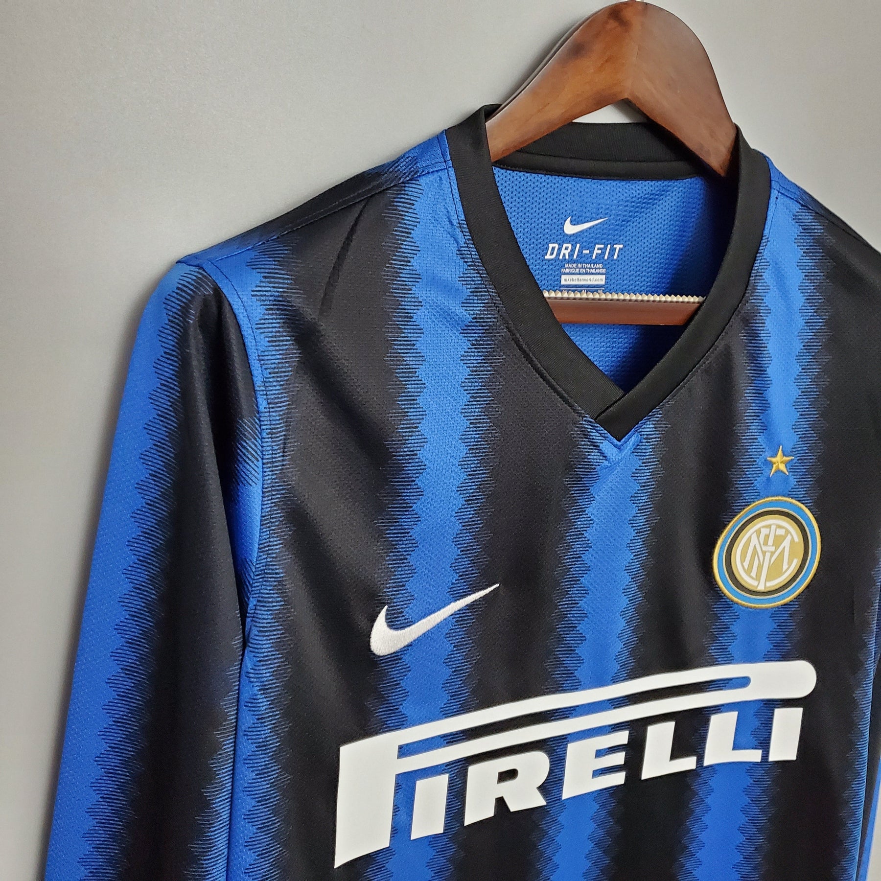 Camisa Inter de Milão Titular 10/11 - Versão (Retrô) Manga Comprida