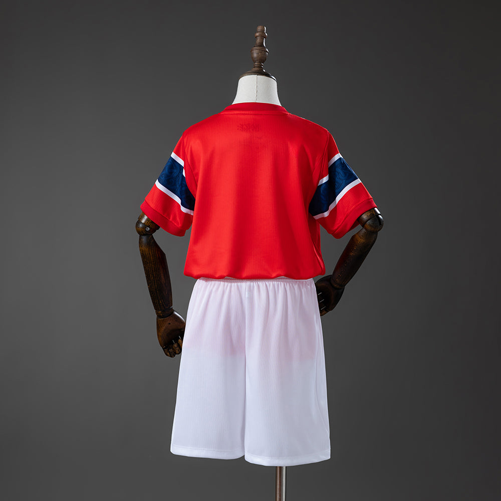 Kit Infantil Noruega 2026 Home
