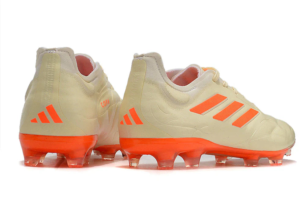 Chuteira Adidas Copa Pure+ FG (Bege)