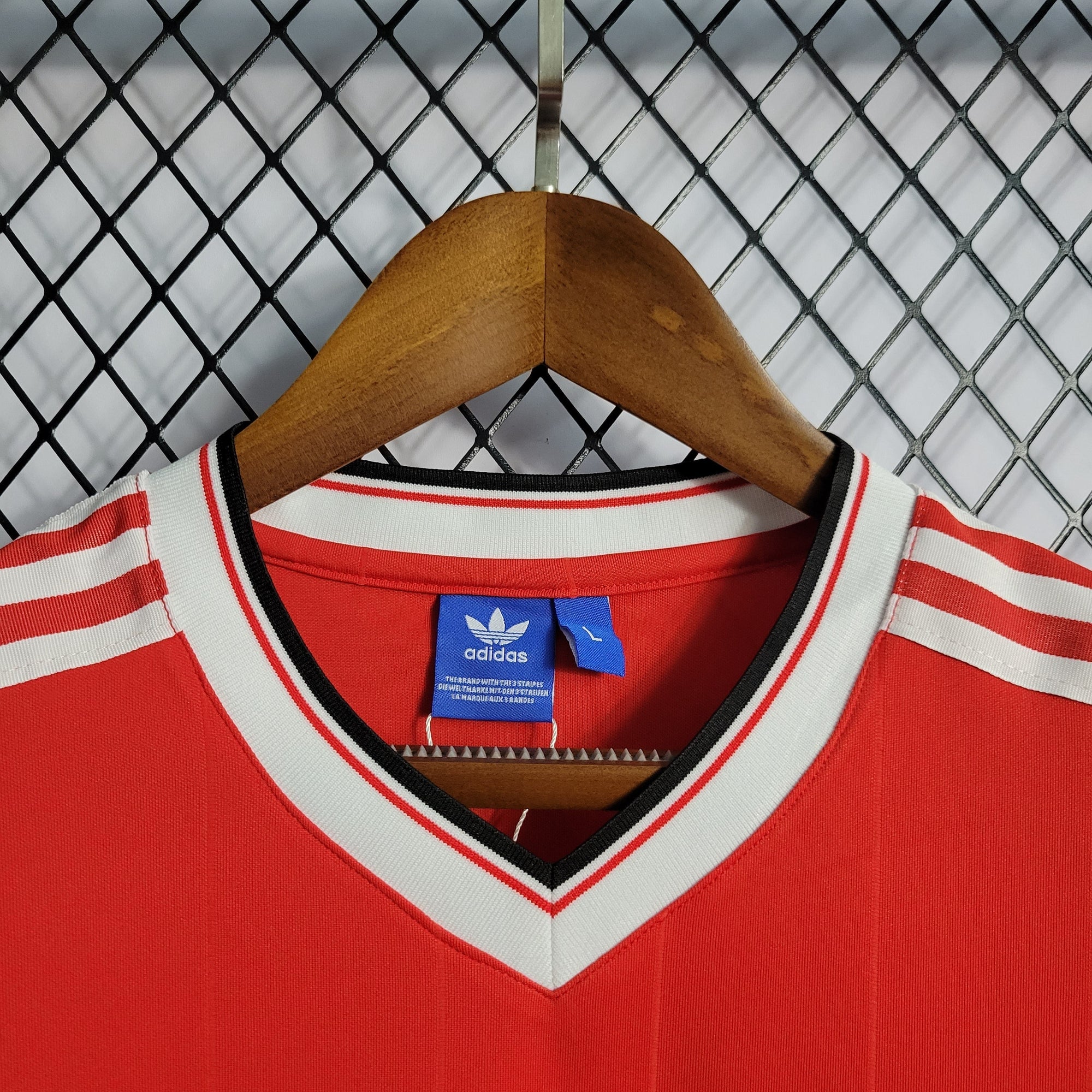 Camisa Manchester United Titular 1984 - Versão (Retrô)
