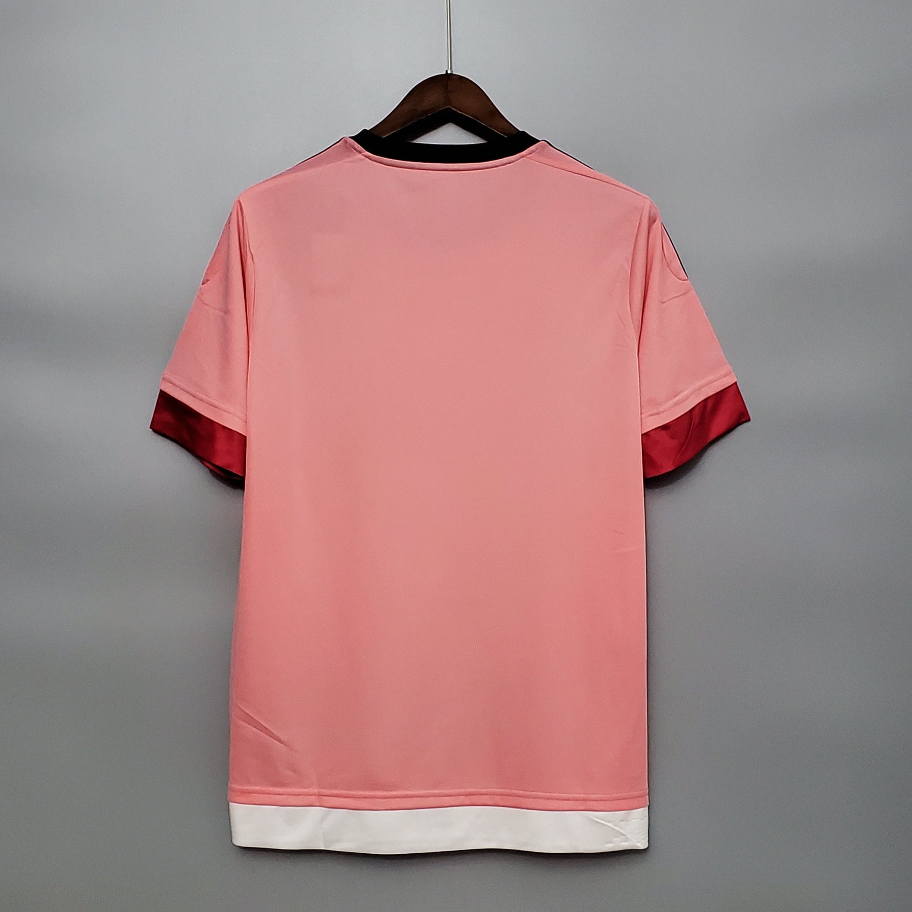 Camisa Juventus Reserva 15/16 - Versão (Retrô)