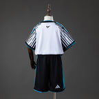 Kit Infantil Newcastle 26/27 Home