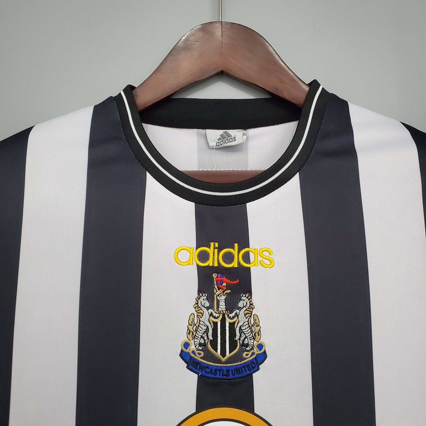 Camisa Newcastle Titular 97/99 - Versão (Retrô)