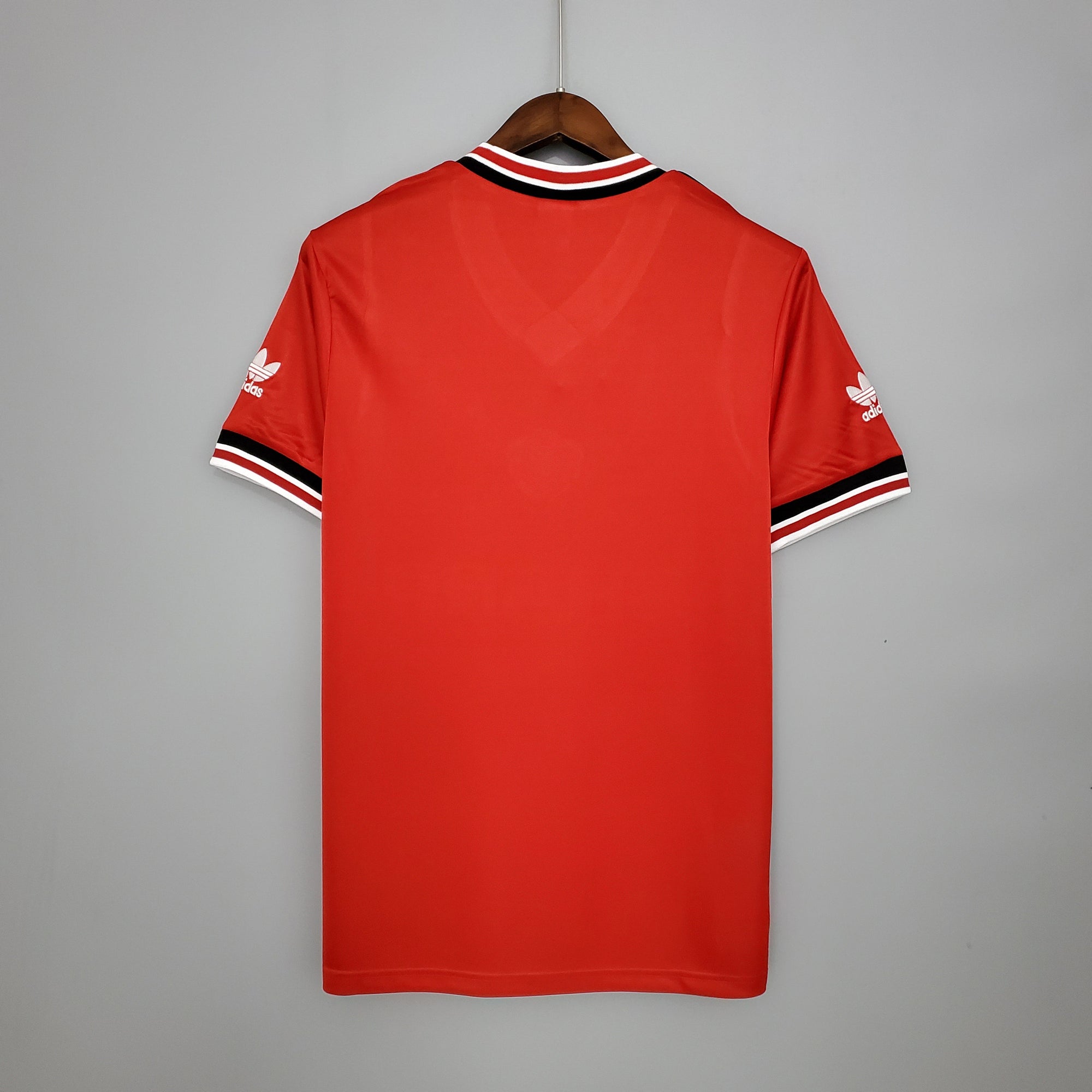 Camisa Manchester United Titular 85/86 - Versão (Retrô)