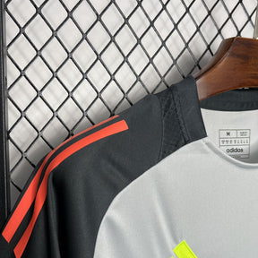 Camisa Benfica Pré-jogo 24/25 - Adidas (Torcedor) Masculina