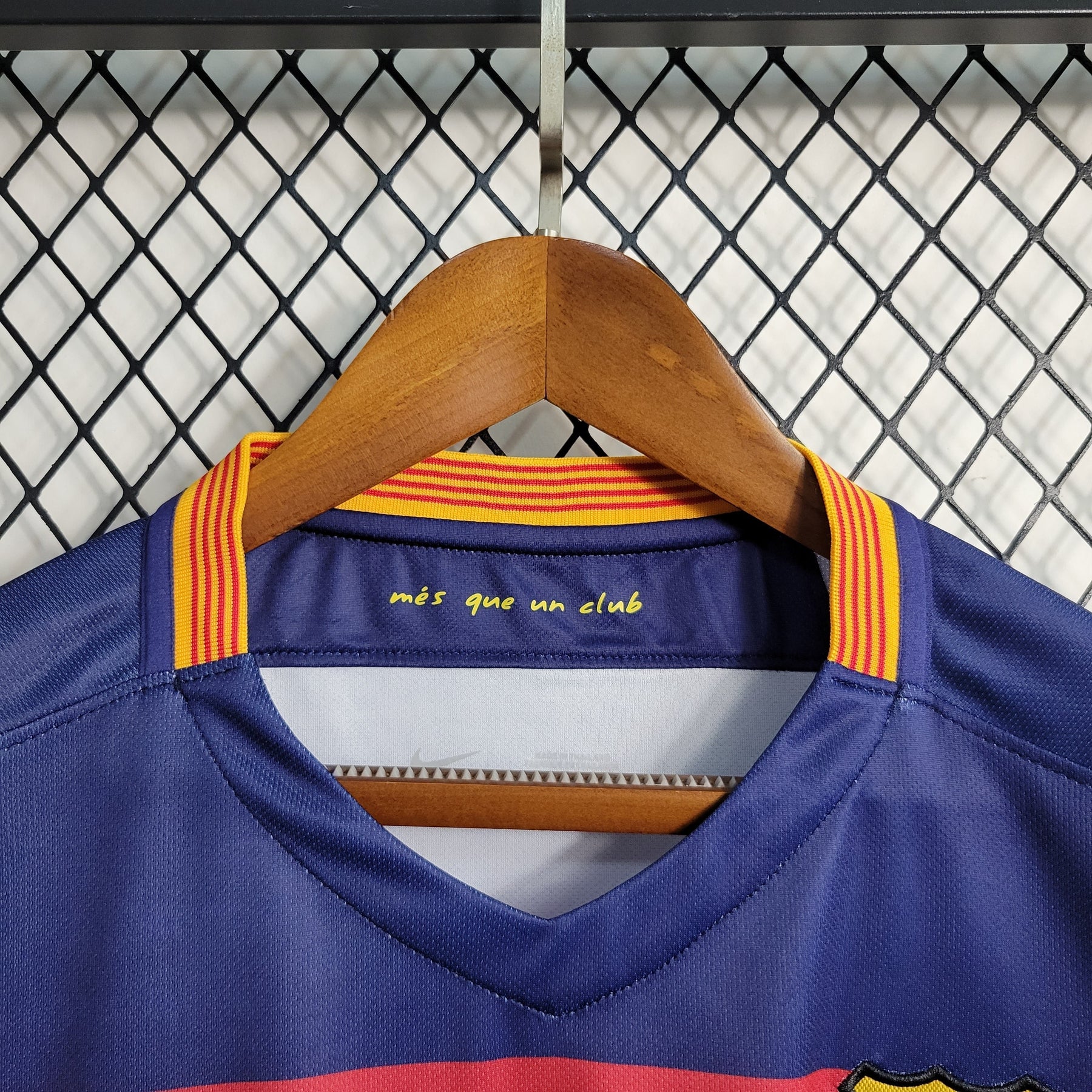 Camisa Barcelona Titular 15/16 - Versão (Retrô)