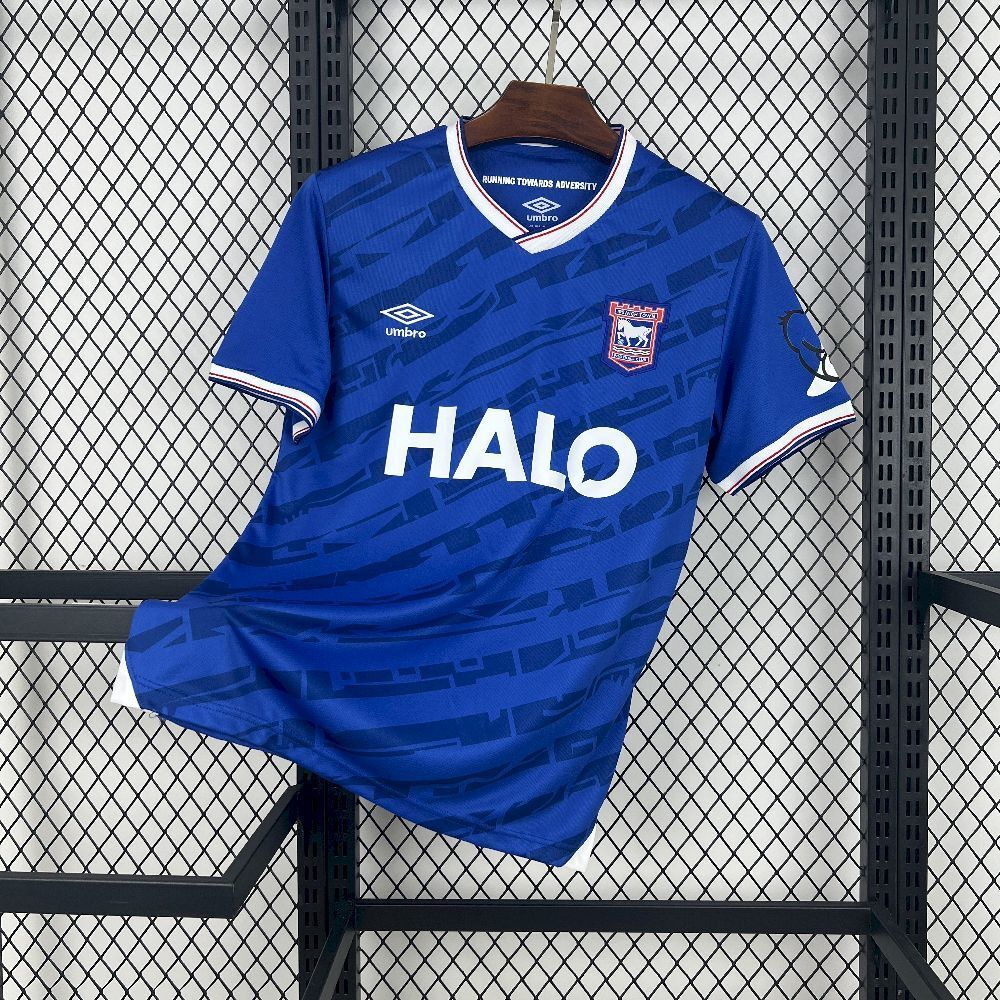 Camisa Ipswich Town 25/26 Home - (Torcedor)