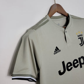 Camisa Juventus Reserva 18/19 - Versão (Retrô)