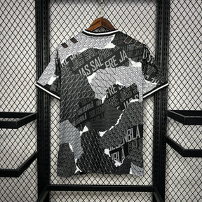 Camisa Dinamarca Pré-Jogo 24/25 - Versão (Torcedor) Masculina