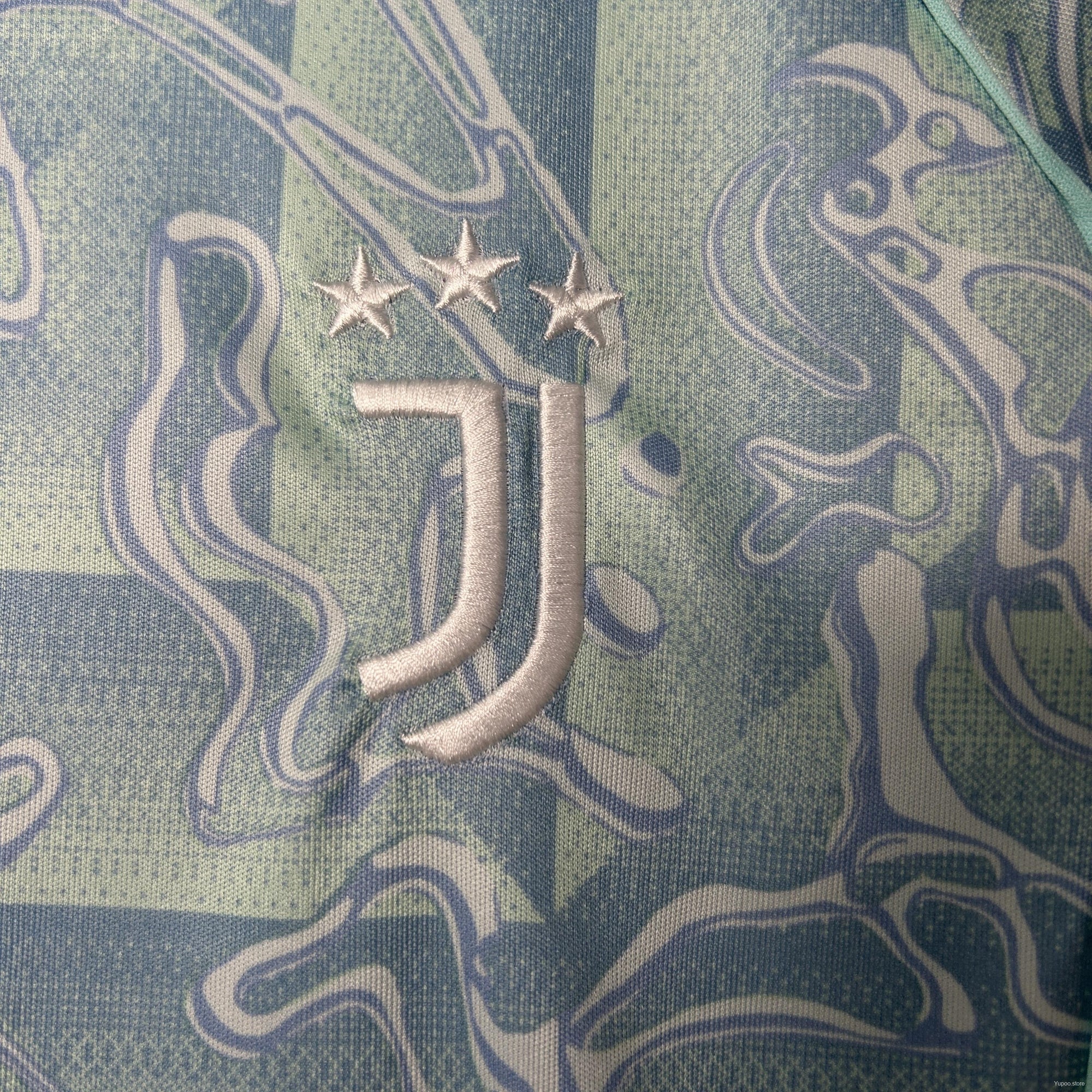 Kit Infantil Juventus 25/26 Away